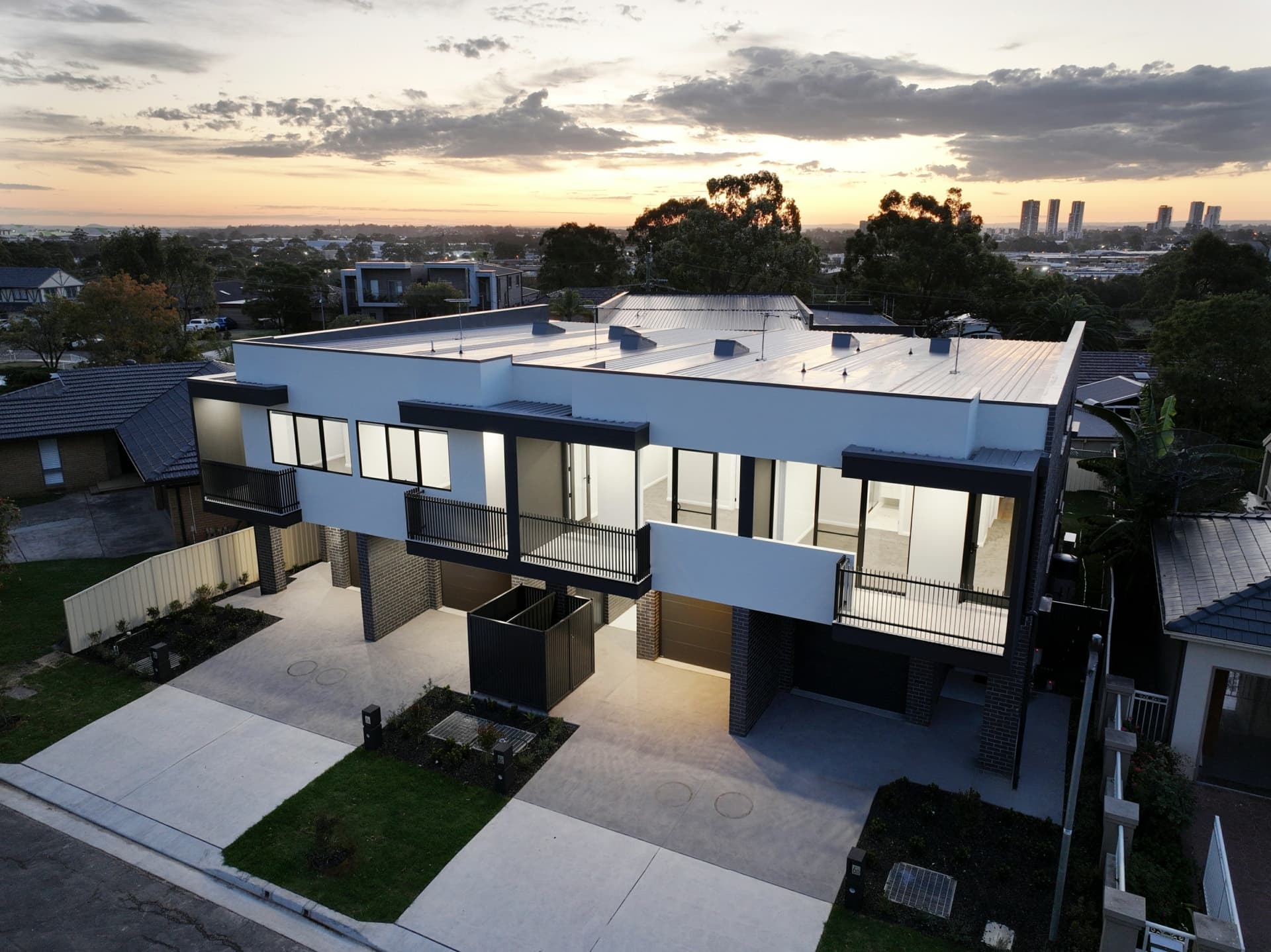 6B Templeton Crescent, Moorebank, Moorebank - Thumbnail 2
