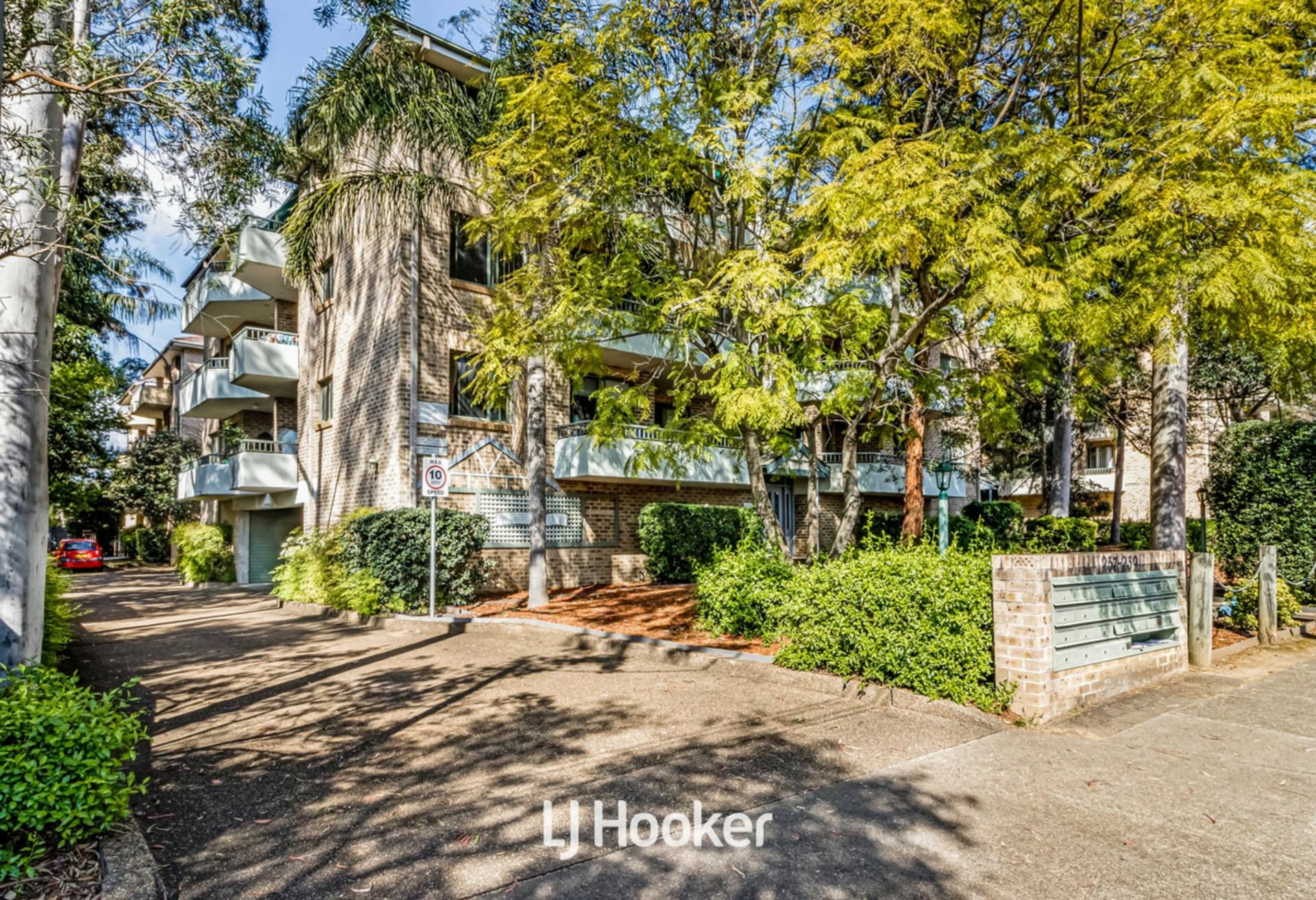 12/237-239 Targo Road, Toongabbie, Toongabbie - Thumbnail 2