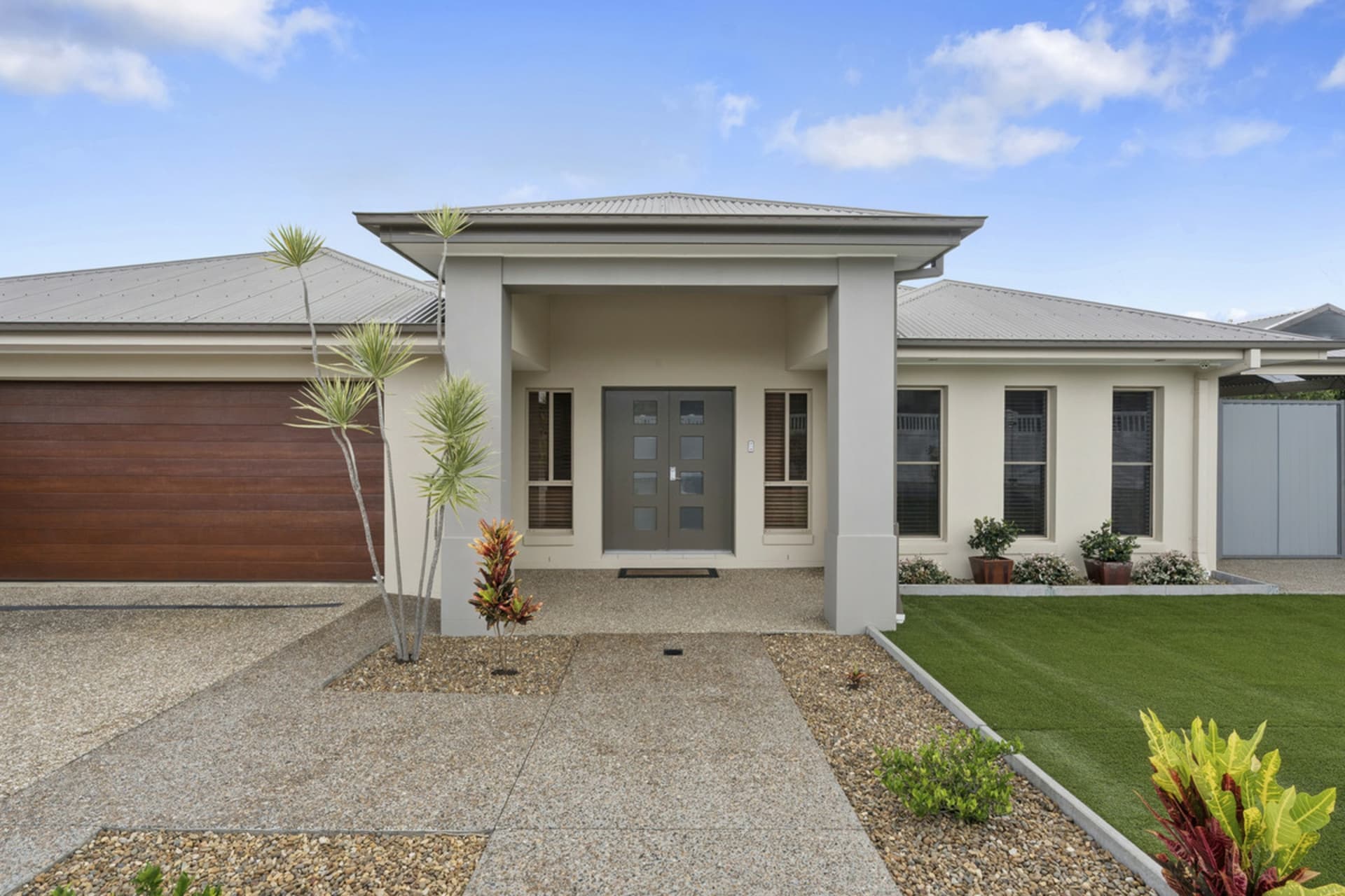 1 Sylvia Close, Pacific Pines, Pacific Pines - Thumbnail 3