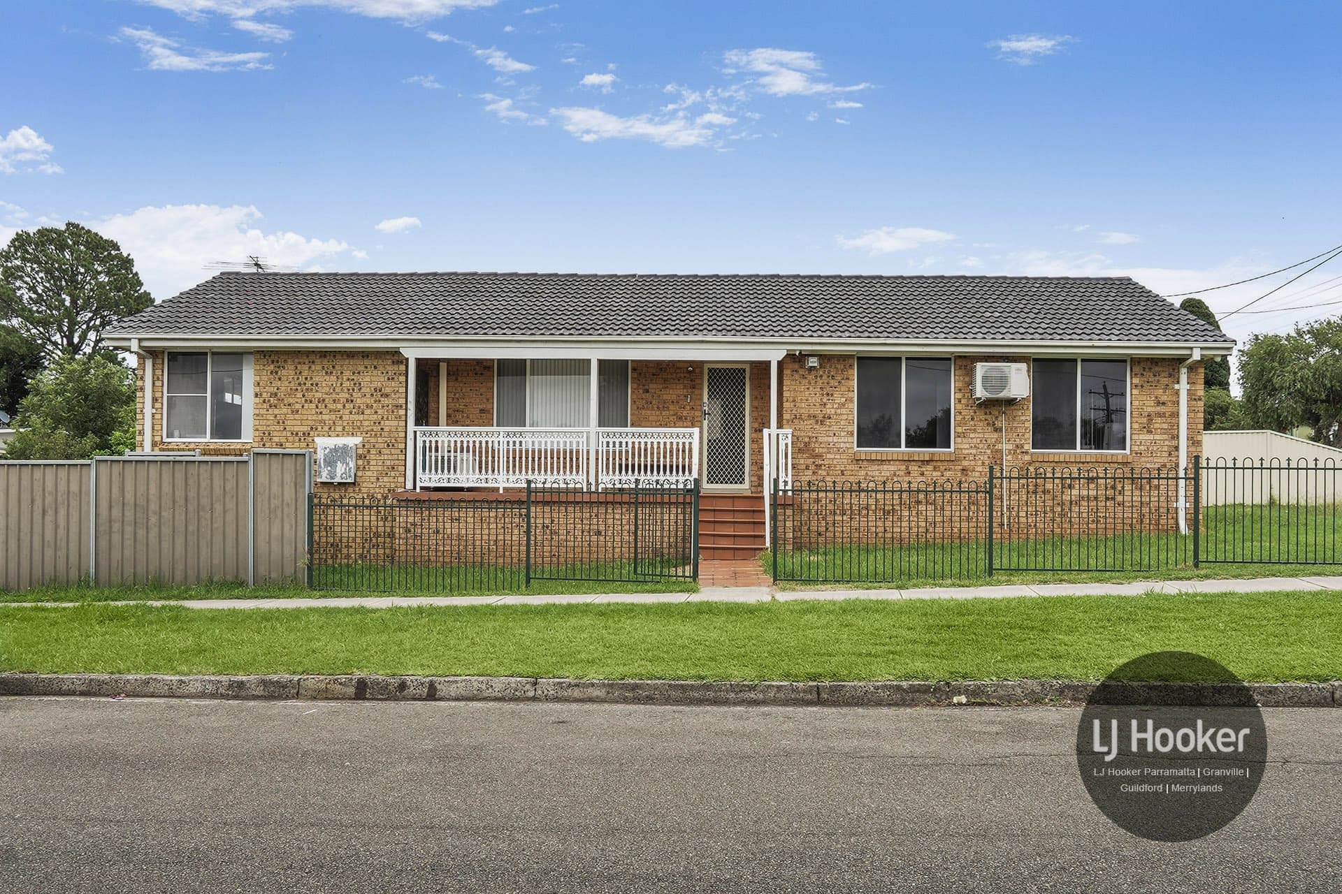 116 Guildford Road, Guildford, Guildford - Thumbnail 2
