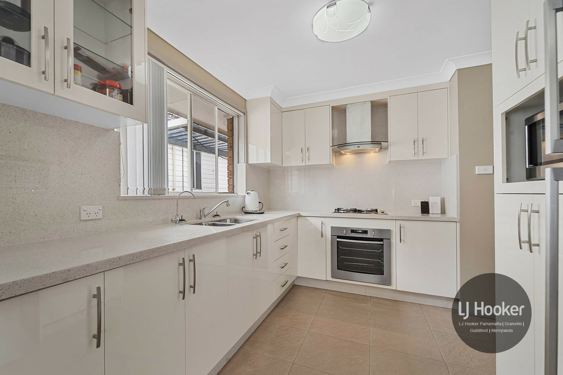 116 Guildford Road, Guildford, Guildford - Thumbnail 3