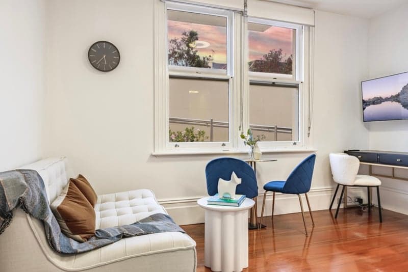 5/70 Wigram Road, Glebe - Image 1