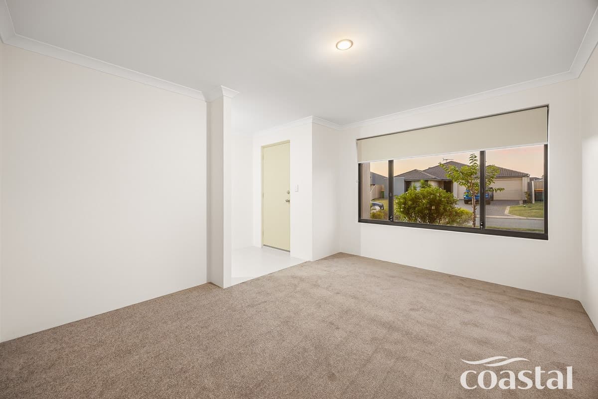 35 Coffs Bend, Secret Harbour WA 6173, Secret Harbour - Thumbnail 4