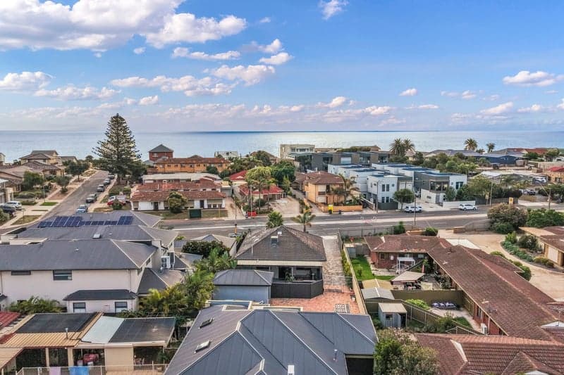 308 Military Road, Semaphore Park - Thumbnail 3