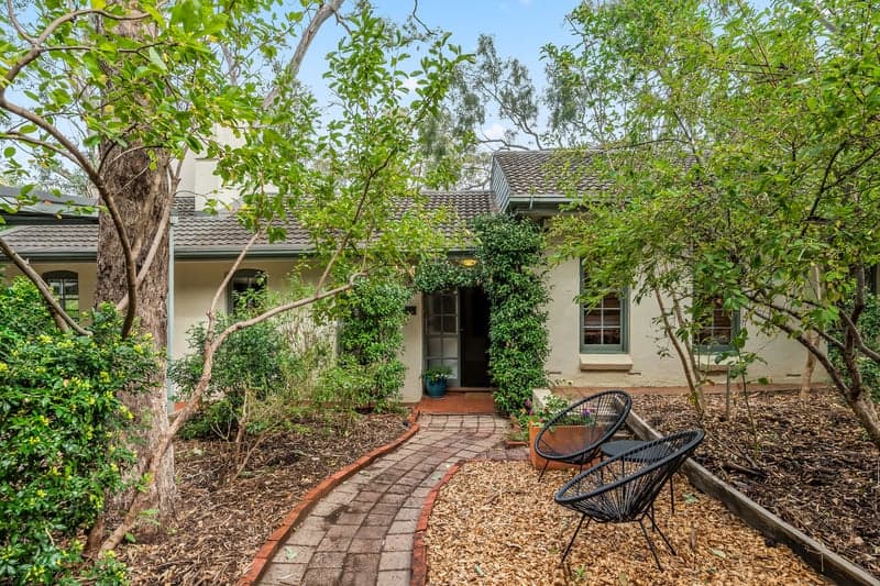 12 Oak Crescent, Hawthorndene - Thumbnail 2