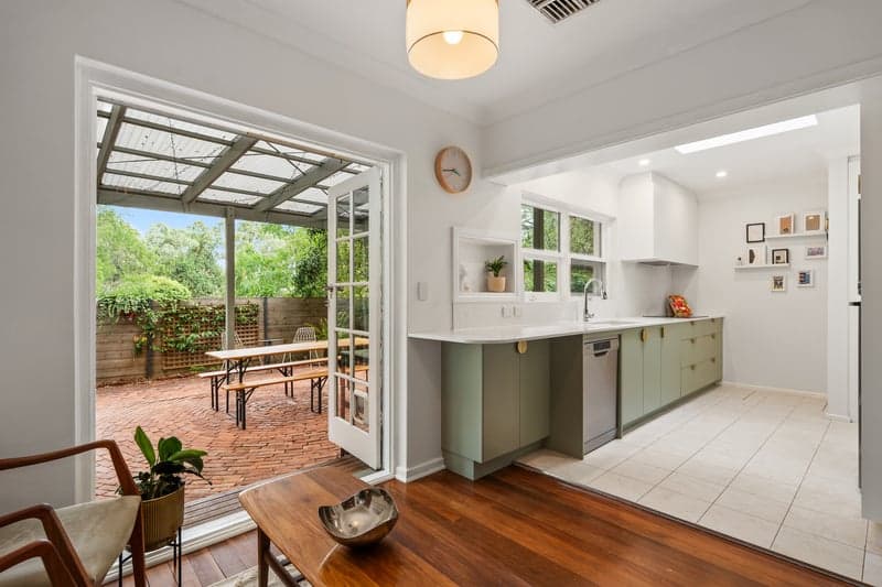 12 Oak Crescent, Hawthorndene - Thumbnail 3