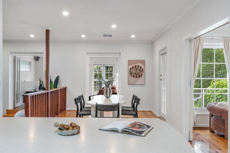 11 Pine Grove, Belair - Thumbnail 3