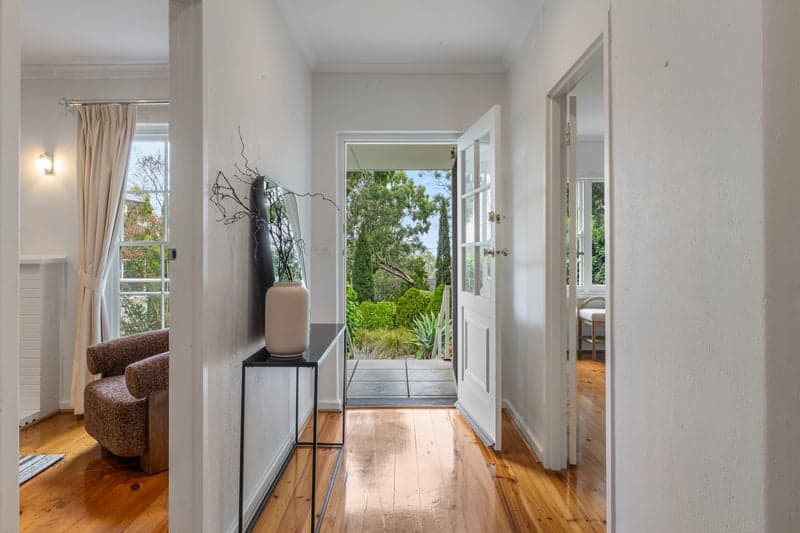 11 Pine Grove, Belair - Thumbnail 5