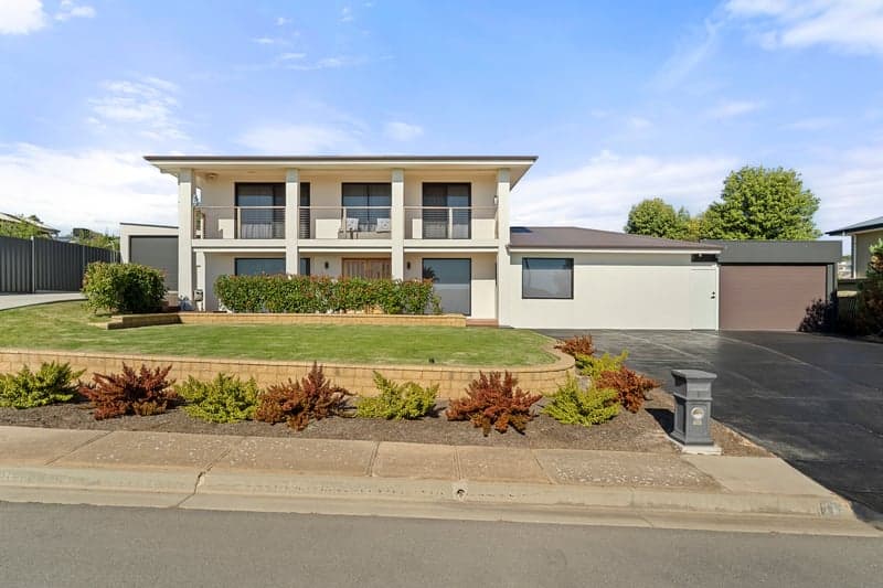 10 Tornado Avenue, Hallett Cove - Image 1