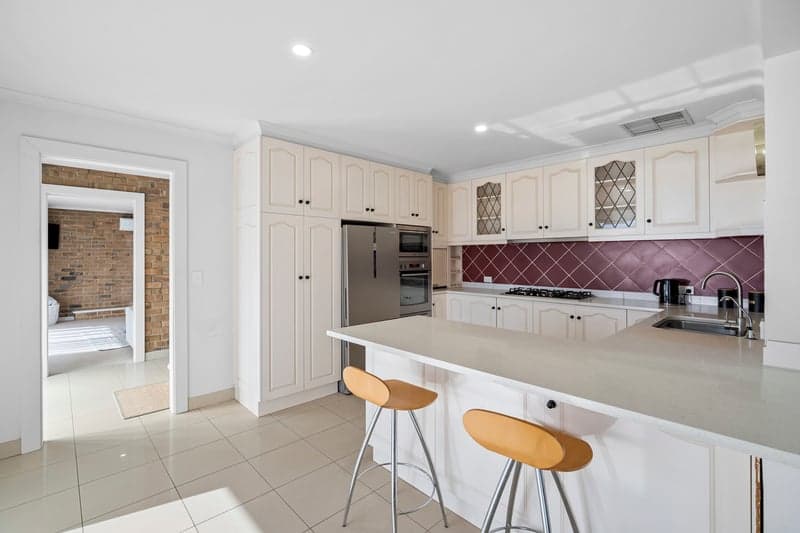 10 Tornado Avenue, Hallett Cove - Thumbnail 6