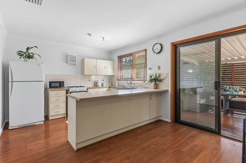 14 Greenfinch Court, Wynn Vale - Thumbnail 6