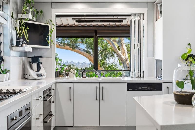 6 Cezanne Court, Torrens Park - Thumbnail 5