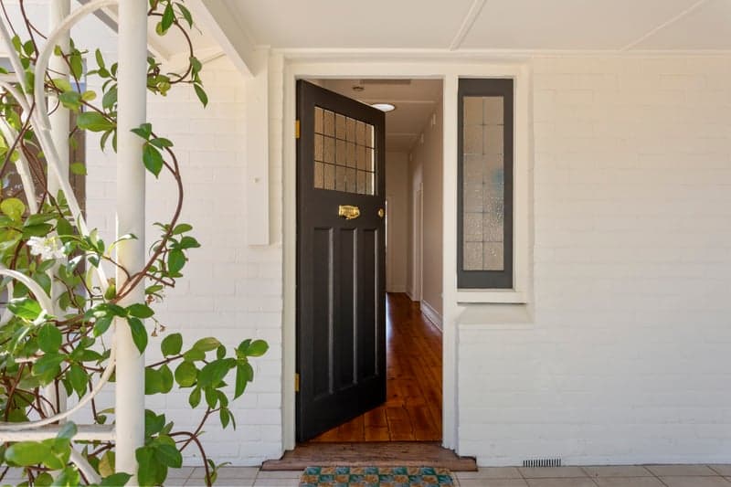 26 Plymouth Avenue, Devon Park - Thumbnail 2