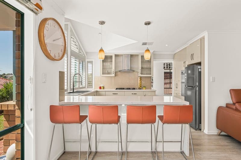 6 Ingleton Drive, Hallett Cove - Thumbnail 7