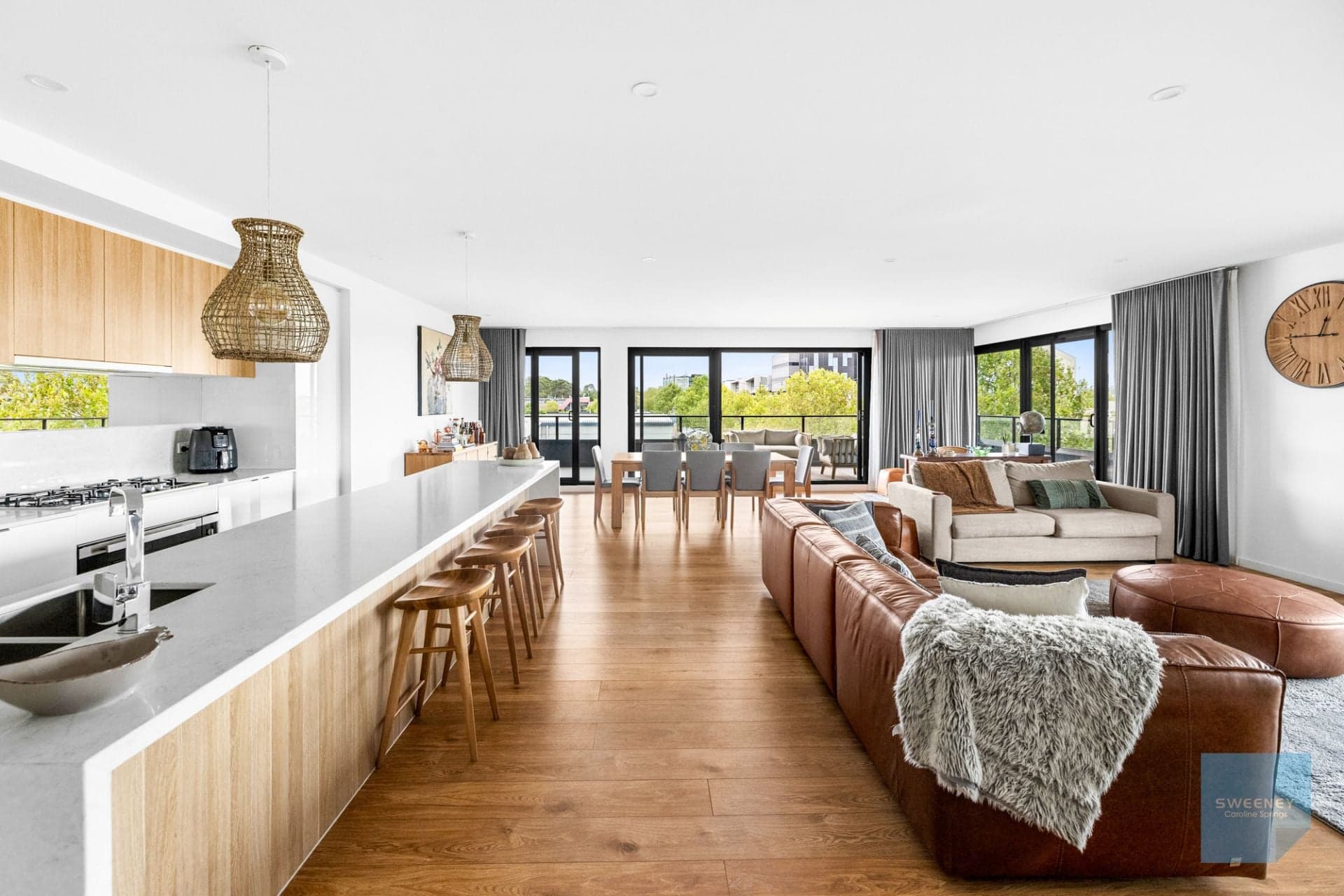 207/173 Caroline Springs Boulevard, Caroline Springs - Thumbnail 3