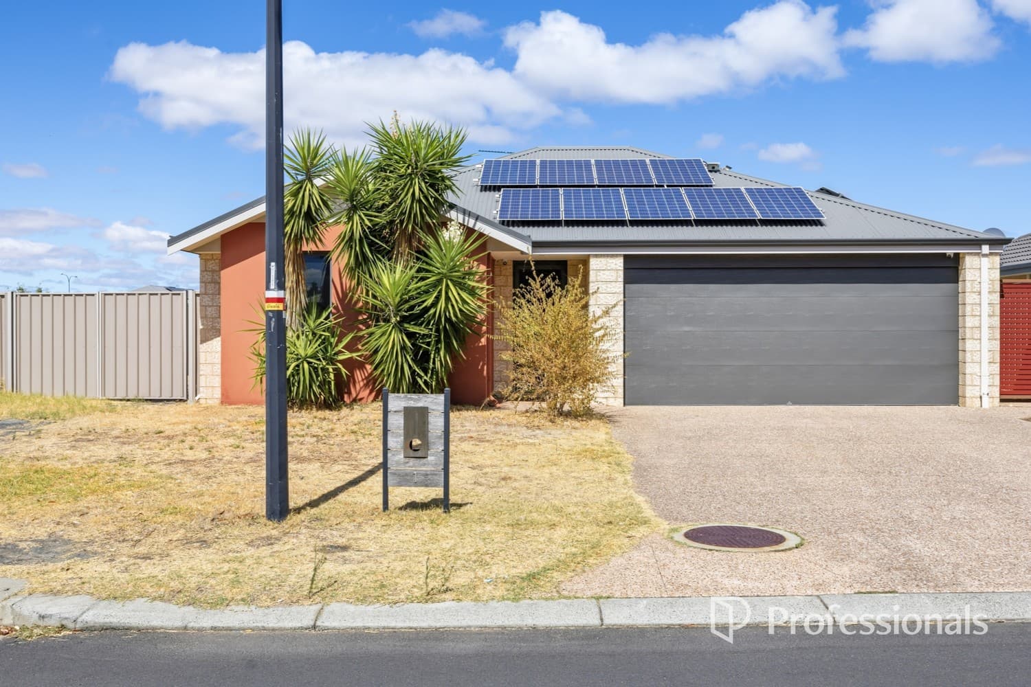 1 Beraking Loop, Dalyellup WA 6230, Dalyellup - Image 1