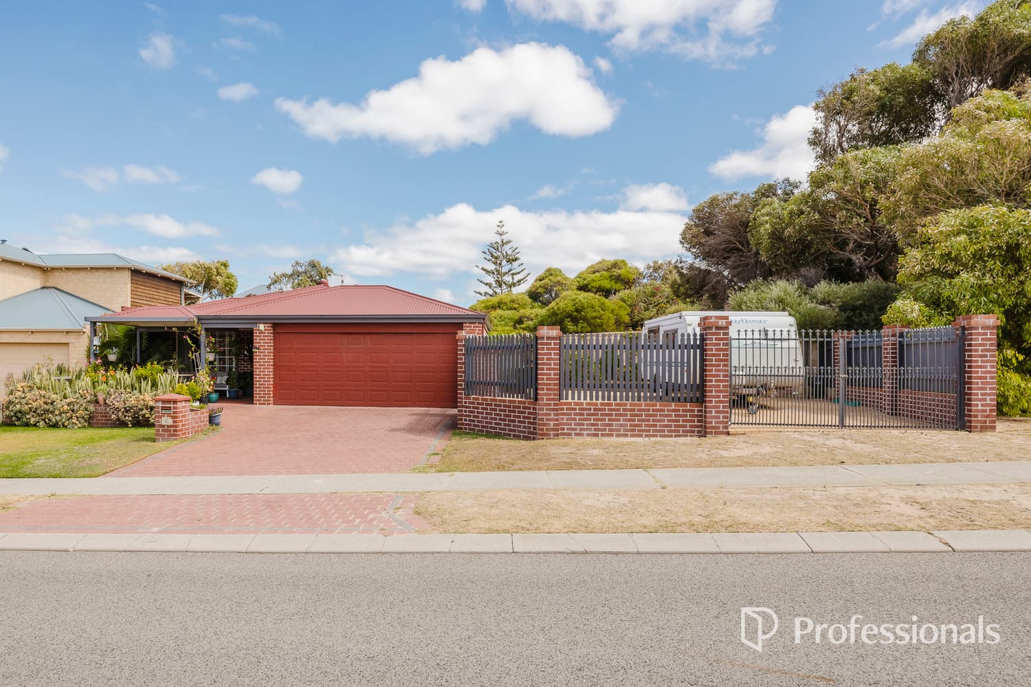 8 Foreshore Vista, Yanchep WA 6035, Yanchep - Image 1