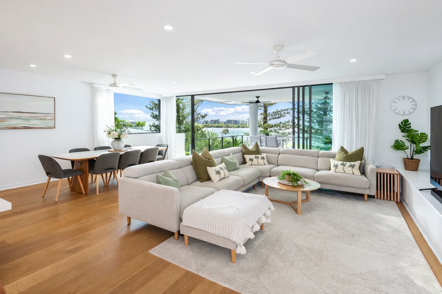 7301/323 Bayview Street, Hollywell QLD 4216, Hollywell - Image 1