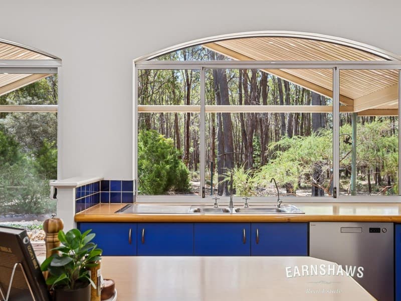 335 Railway Terrace, Sawyers Valley, Sawyers Valley - Thumbnail 2