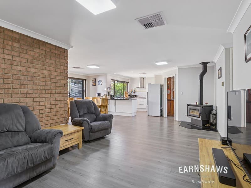 33 Elder Way, Bellevue, Bellevue - Thumbnail 7