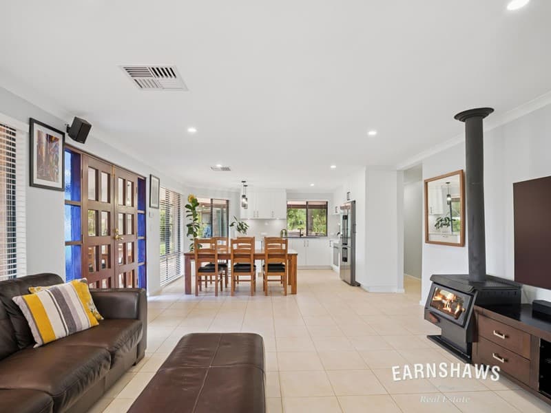 19 Sadlier Court, Stoneville, Stoneville - Thumbnail 4
