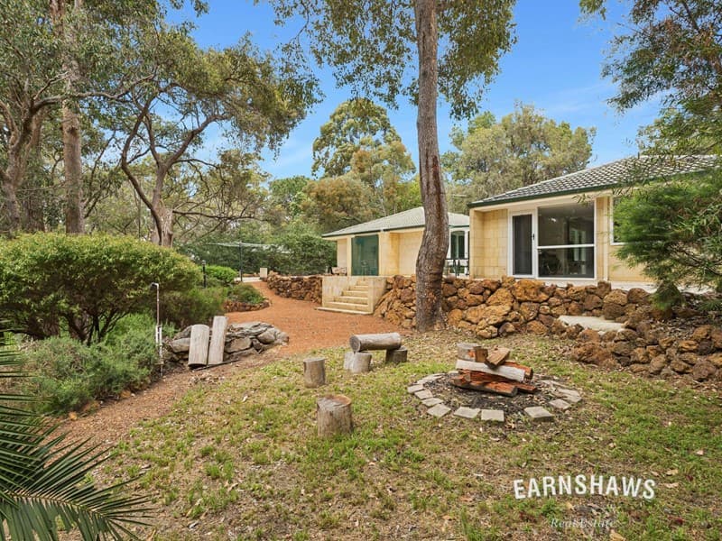 31 Tillbrook Street, Glen Forrest, Glen Forrest - Thumbnail 2