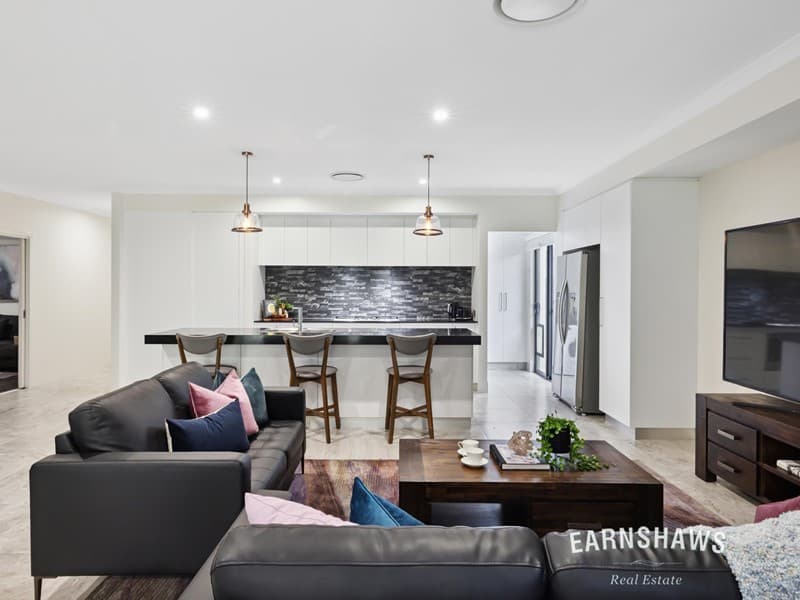 19 Freeman View, Bushmead, Bushmead - Thumbnail 6