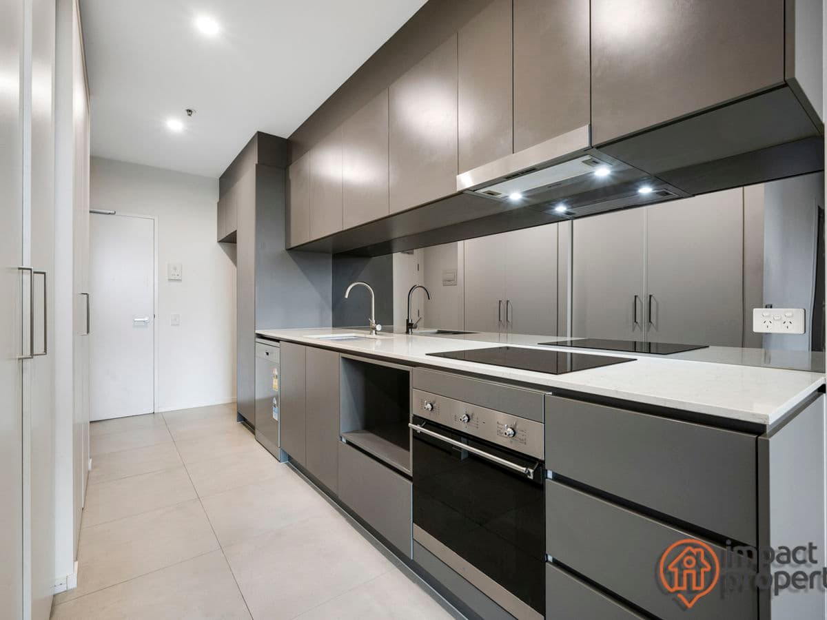 1311 / 3 Grazier lane, Belconnen, Belconnen - Thumbnail 2