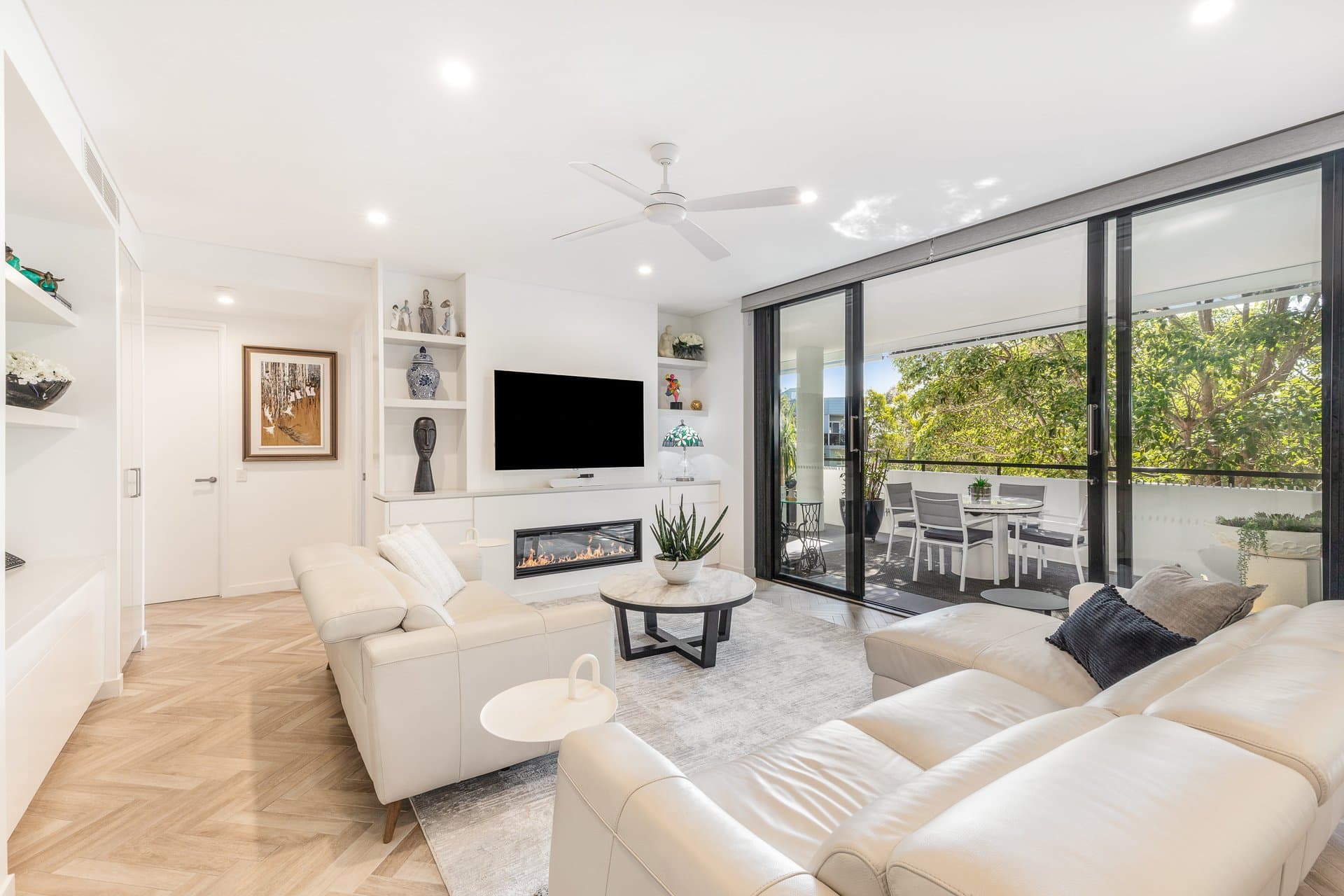 302/10 Clyde Avenue, Cronulla - Thumbnail 2