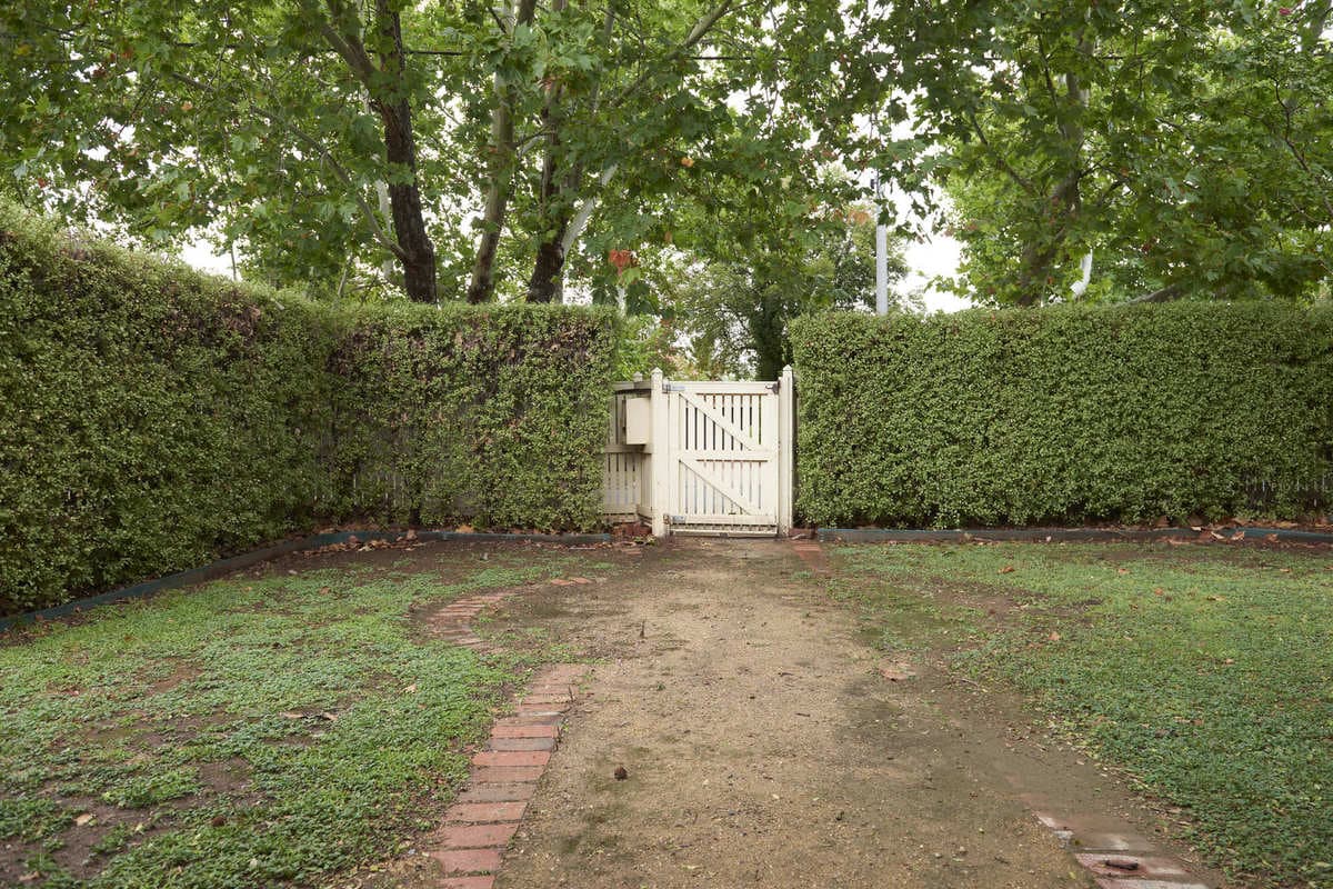 69 Corio Street, Shepparton, Shepparton - Thumbnail 4