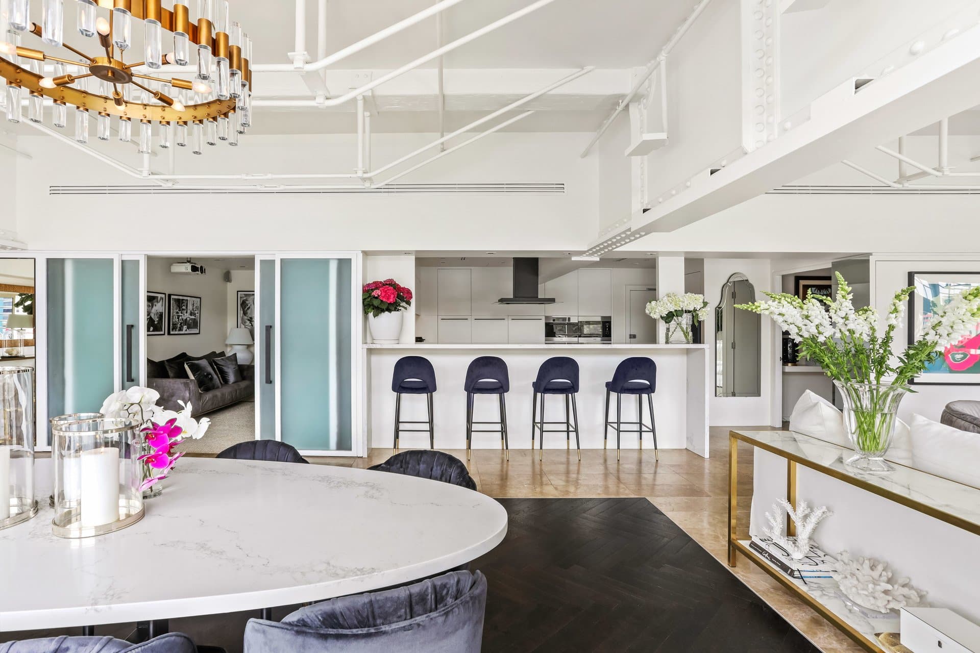 327/6E Cowper Wharf Roadway, Woolloomooloo - Thumbnail 2