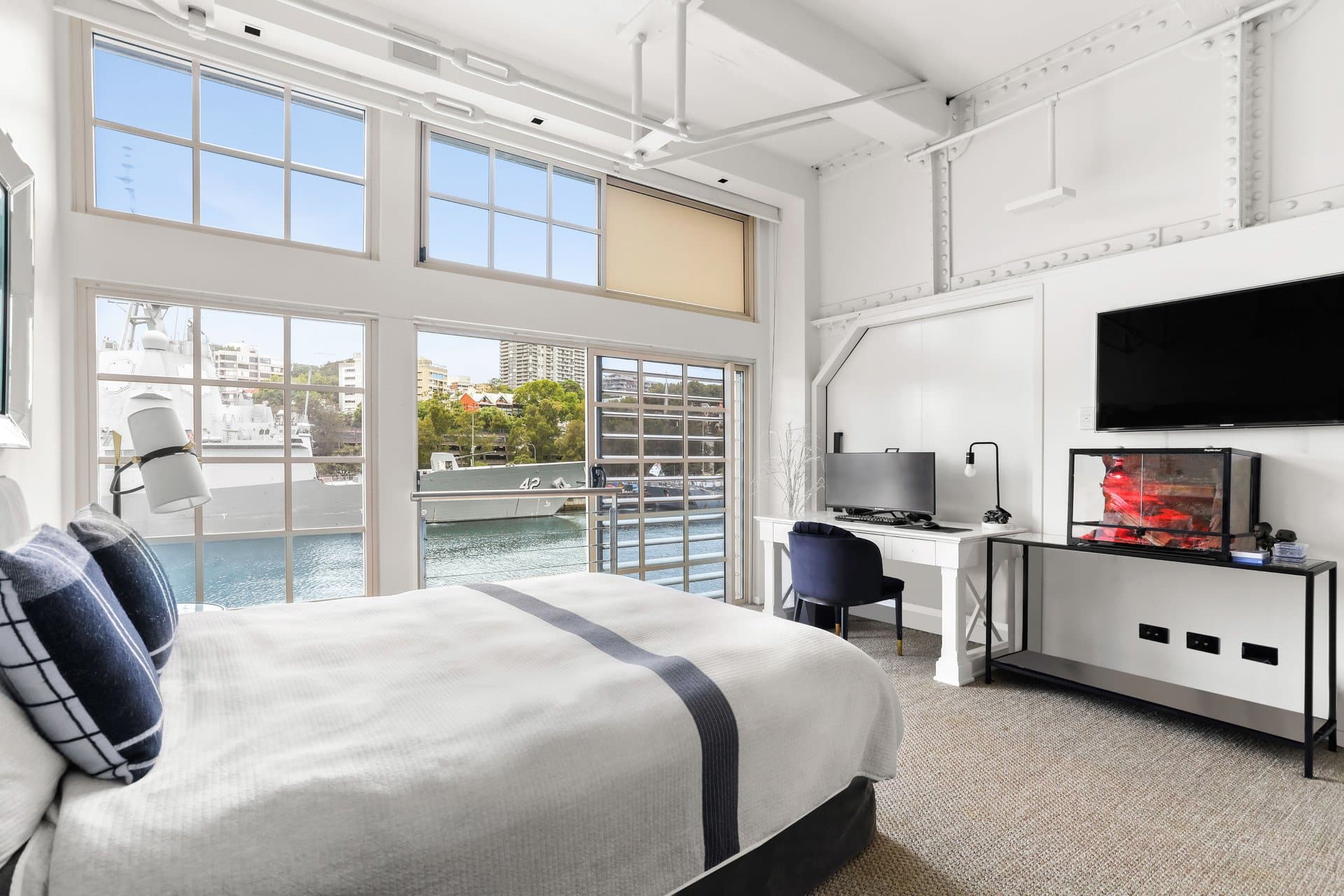 327/6E Cowper Wharf Roadway, Woolloomooloo - Thumbnail 7
