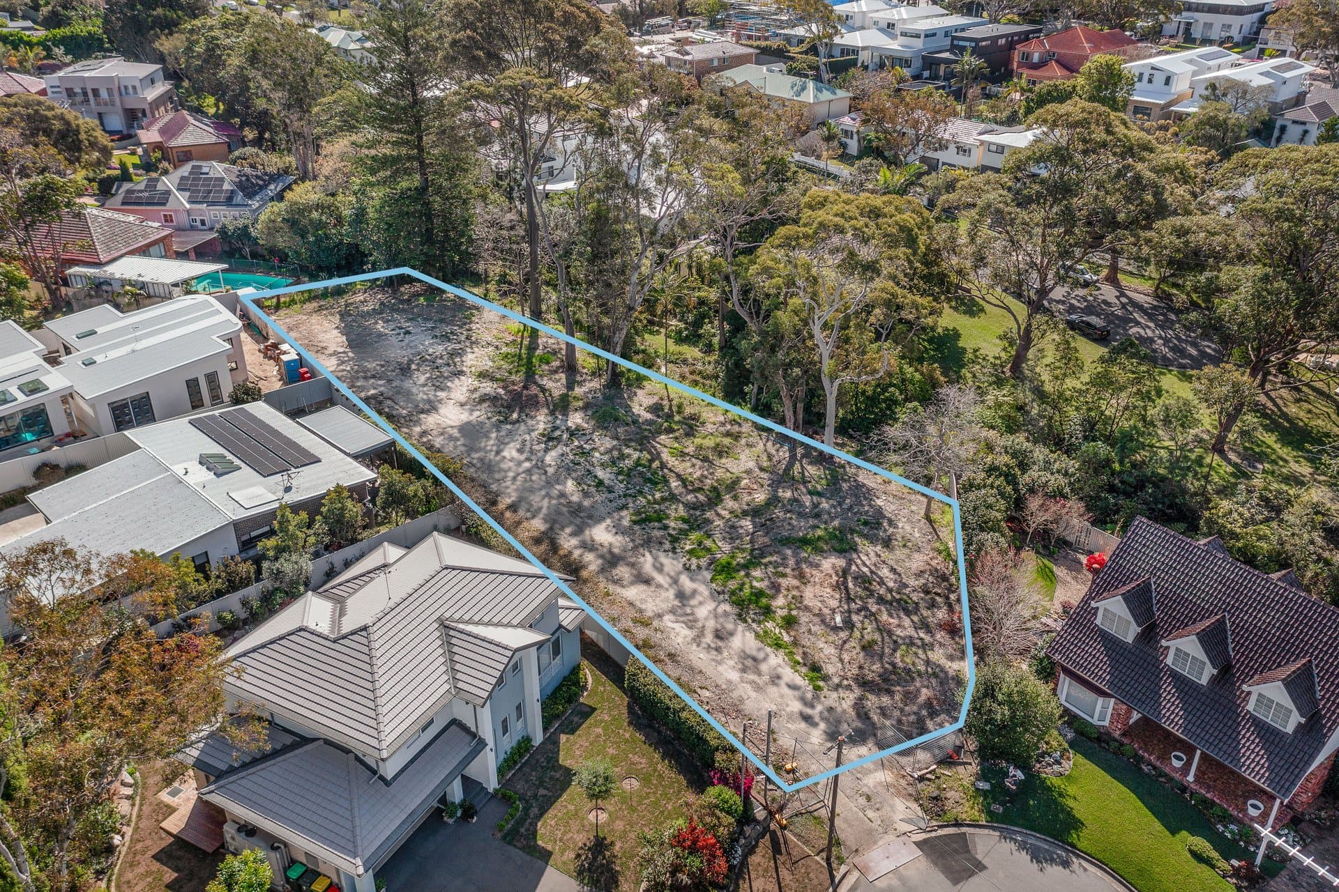 13 Balyata Avenue, Caringbah South - Image 1