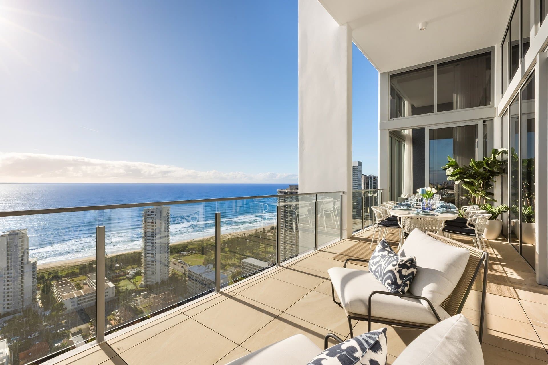 2801/122 Surf Parade, Broadbeach - Thumbnail 6