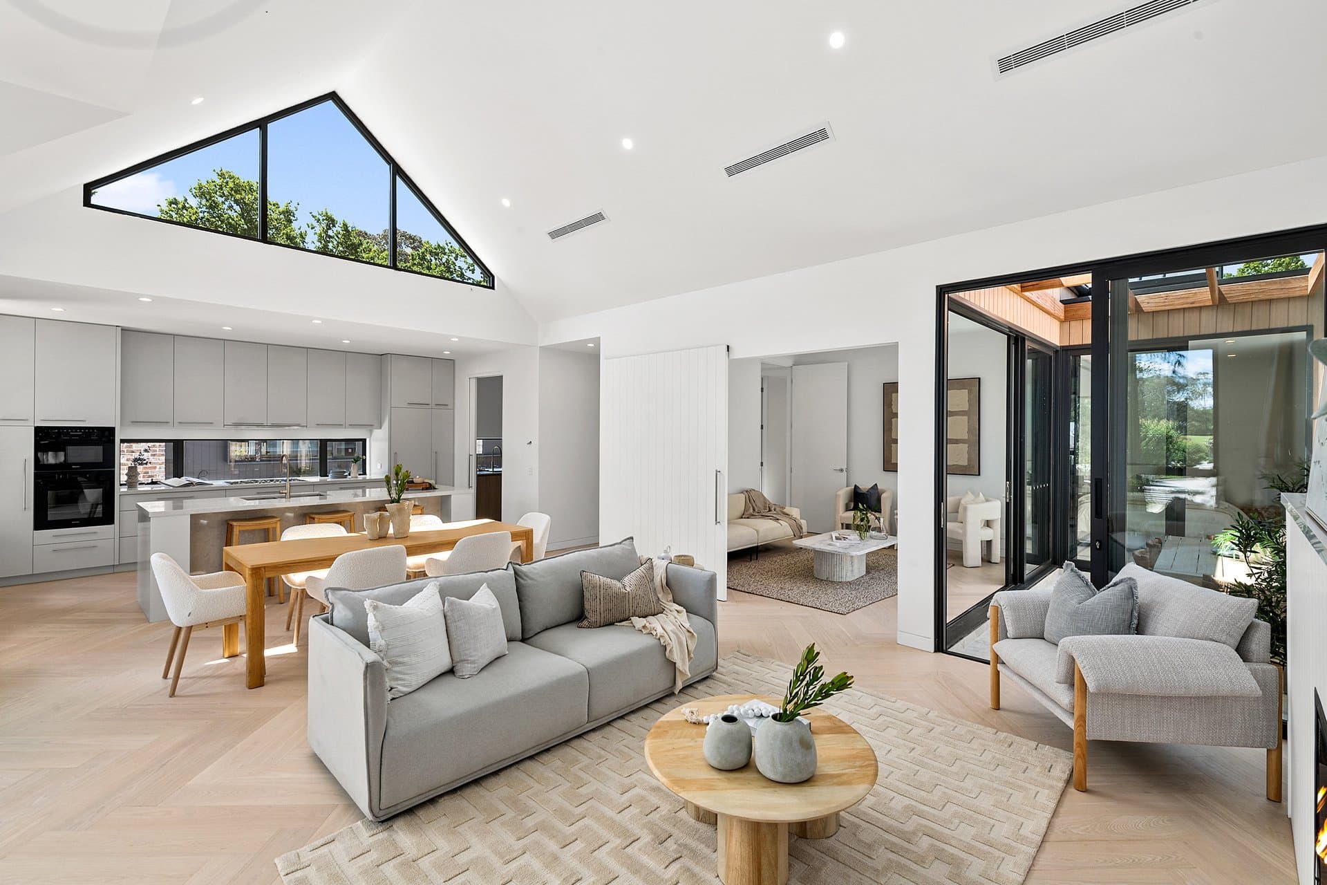Villa A/ 56 Kangaloon Road, Bowral - Thumbnail 7