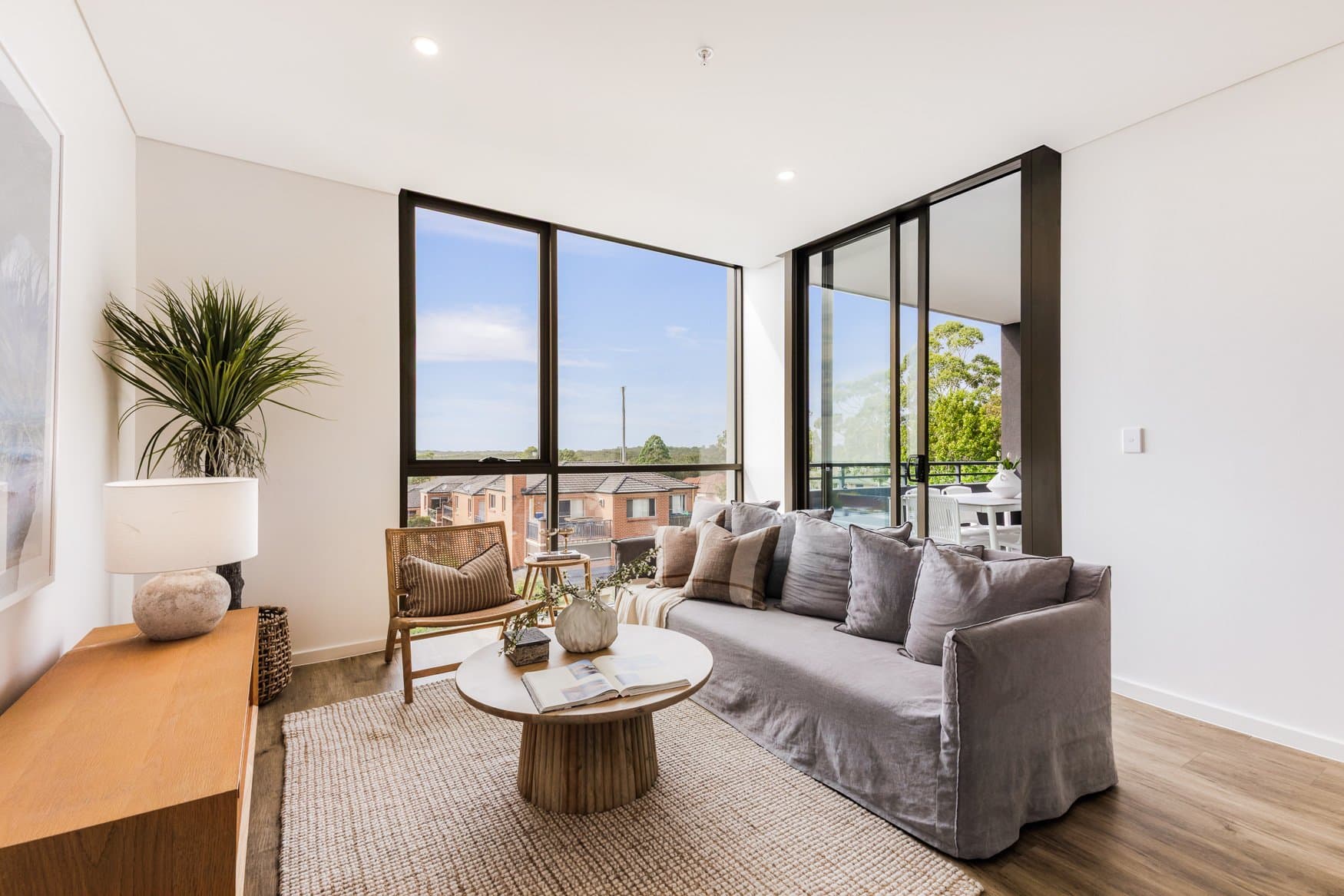 2/5 Preston Avenue, Engadine - Thumbnail 2