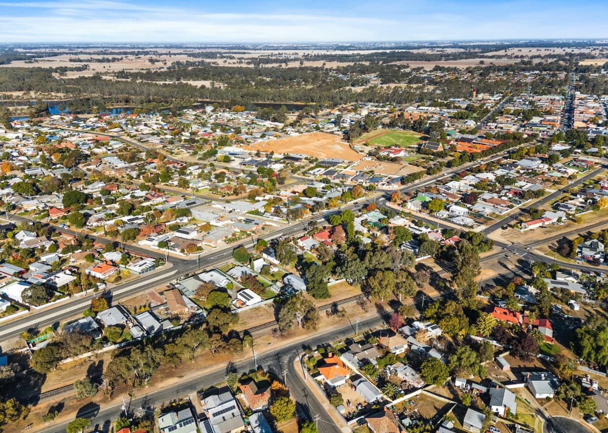 16 Tocumwal Road, Numurkah, Numurkah - Thumbnail 4