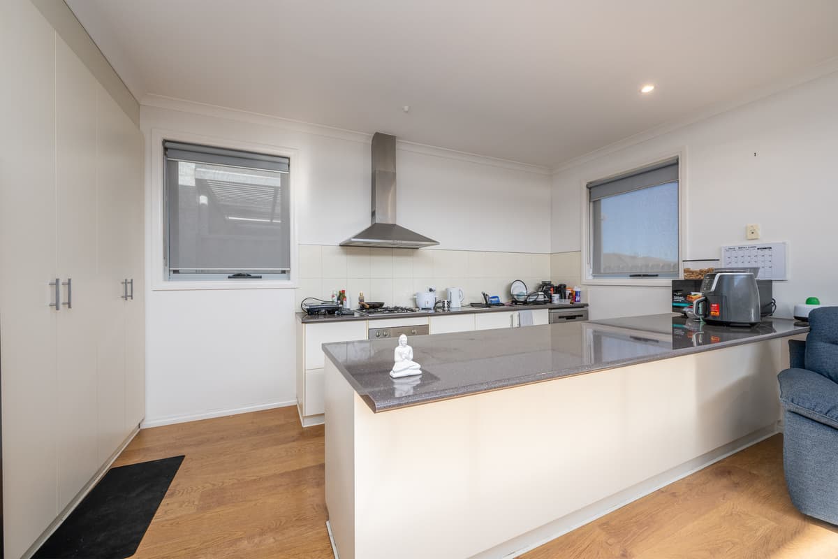 2/104 Sobraon Street, Shepparton, Shepparton - Thumbnail 3