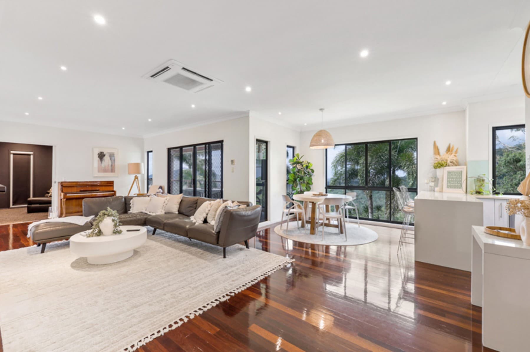 126 Ian Reddacliff Drive,
											THE LEAP, The Leap - Thumbnail 5