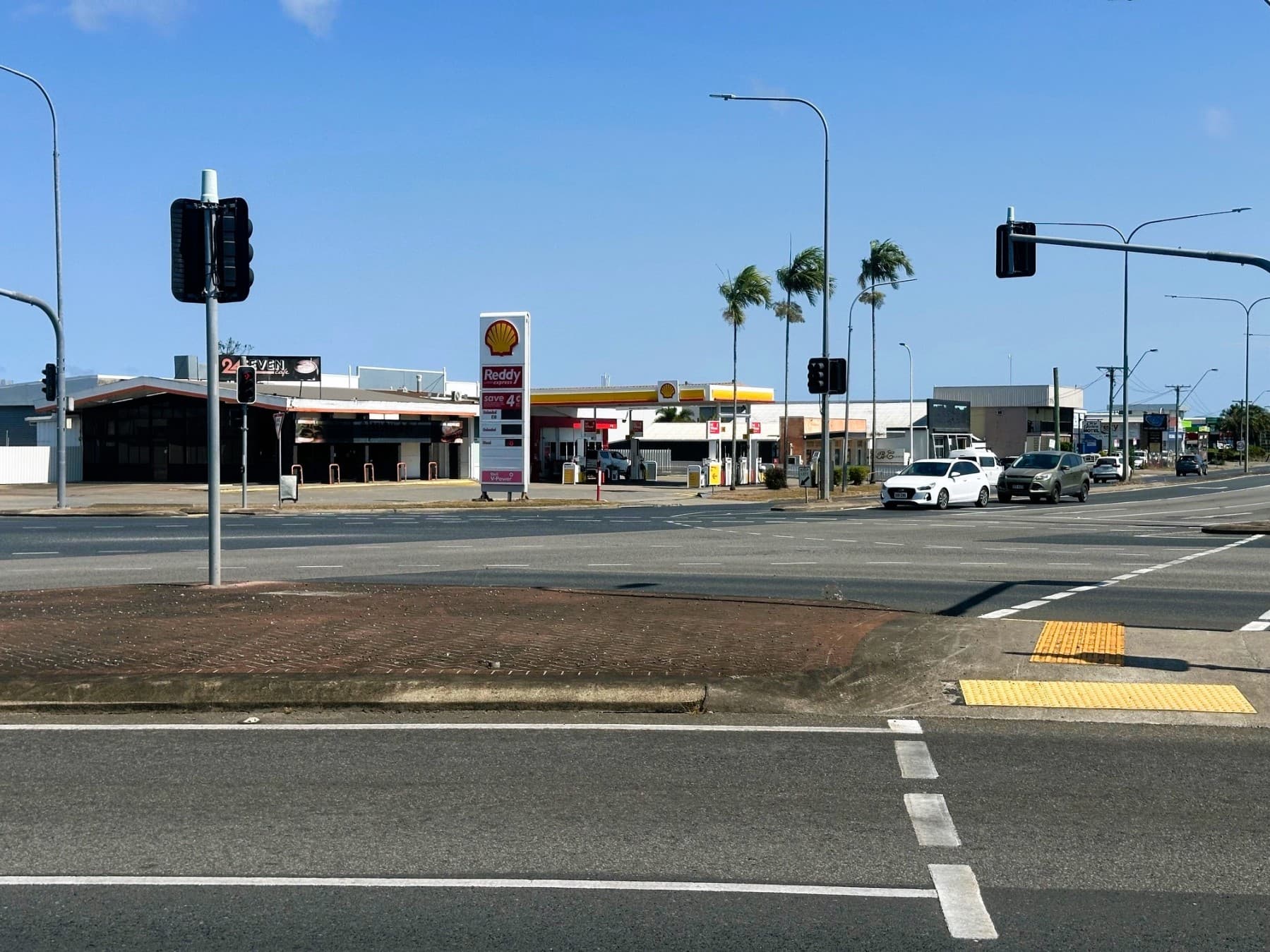 5 Broadsound Road,
											PAGET, Paget - Thumbnail 7