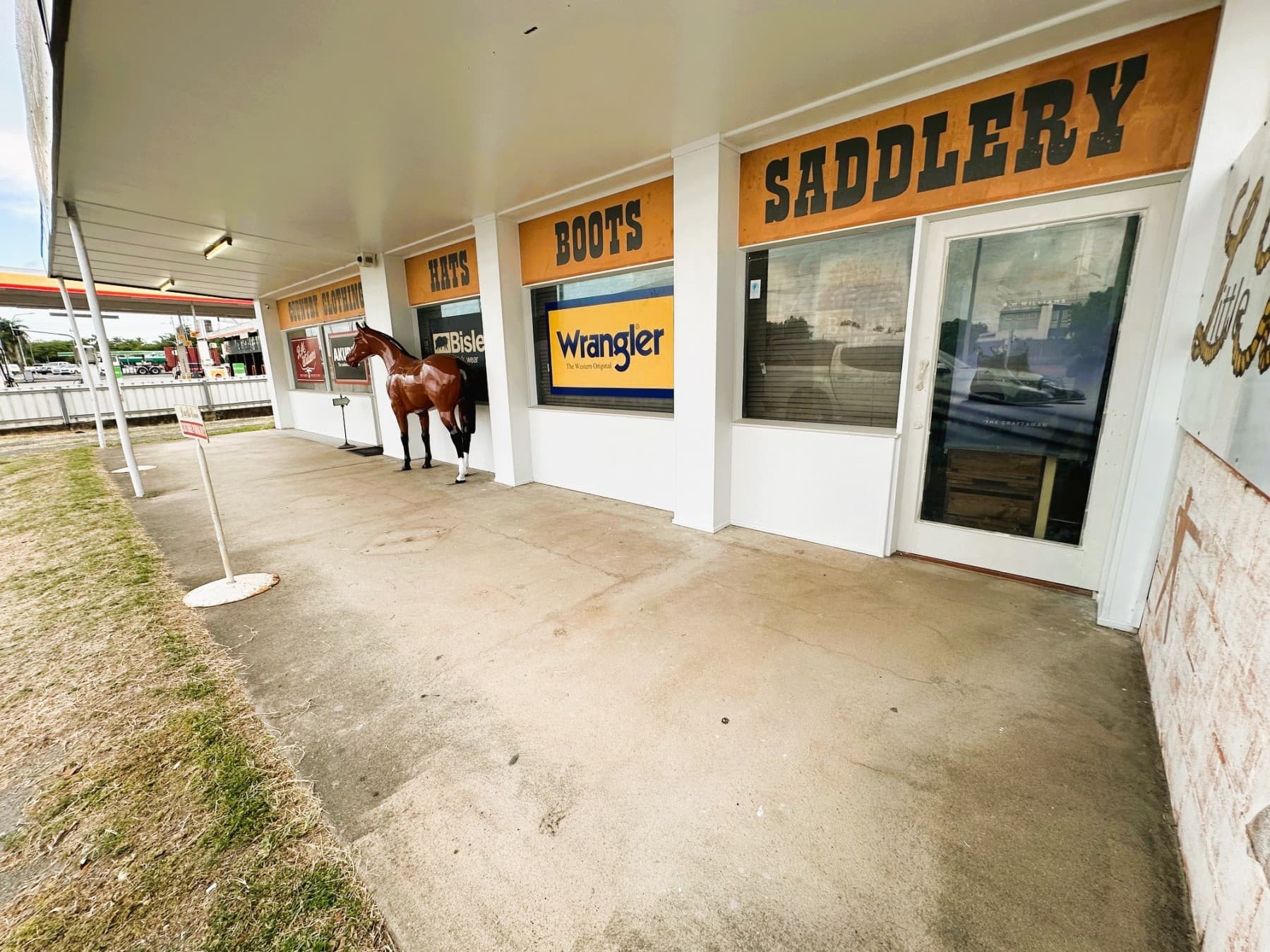 5 Broadsound Road,
											PAGET, Paget - Thumbnail 8