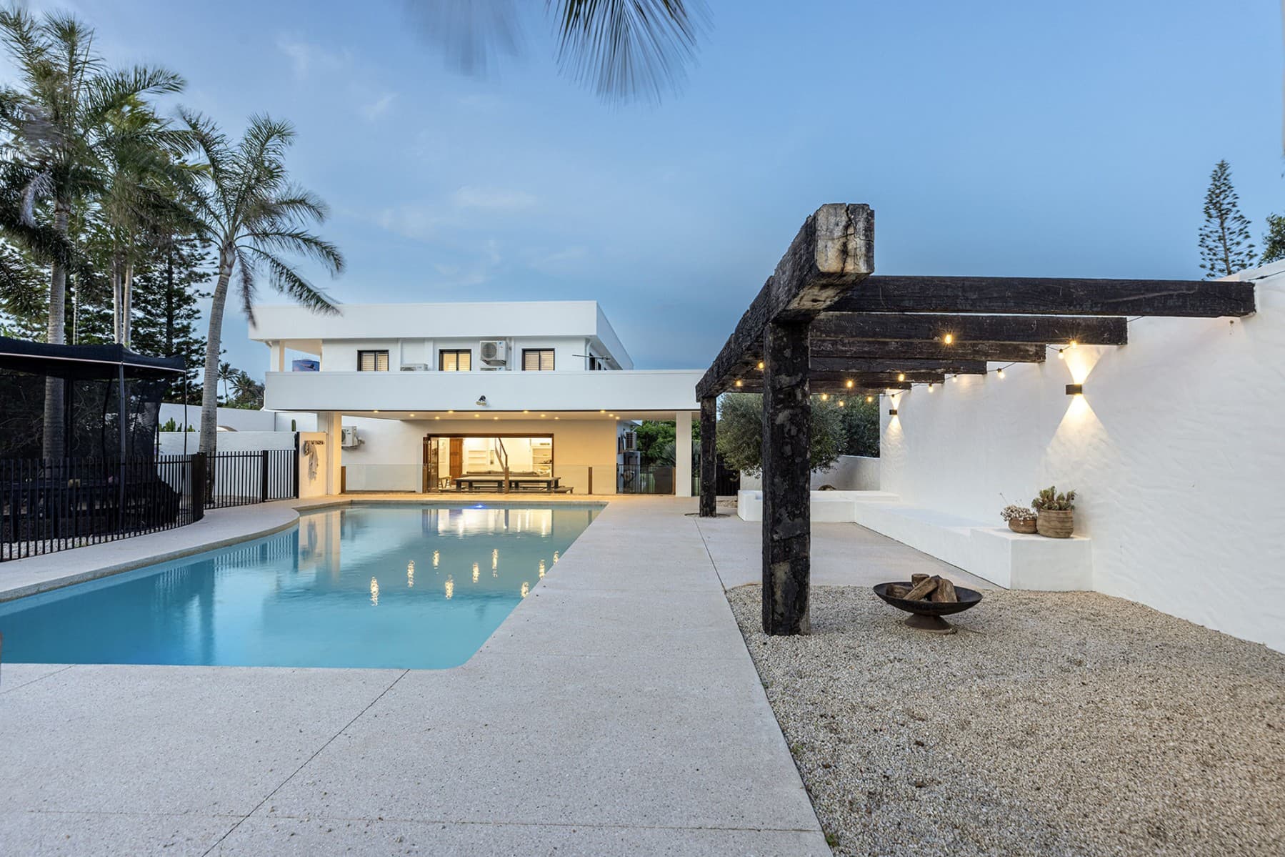 35 Plover Street,
											SLADE POINT, Slade Point - Thumbnail 2