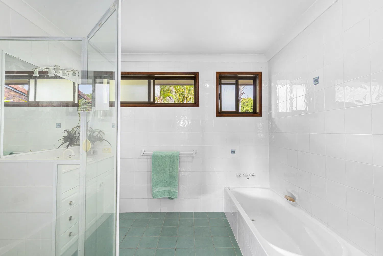 6 Birnam Avenue, Banora Point, NSW, 2486, Banora Point - Thumbnail 8