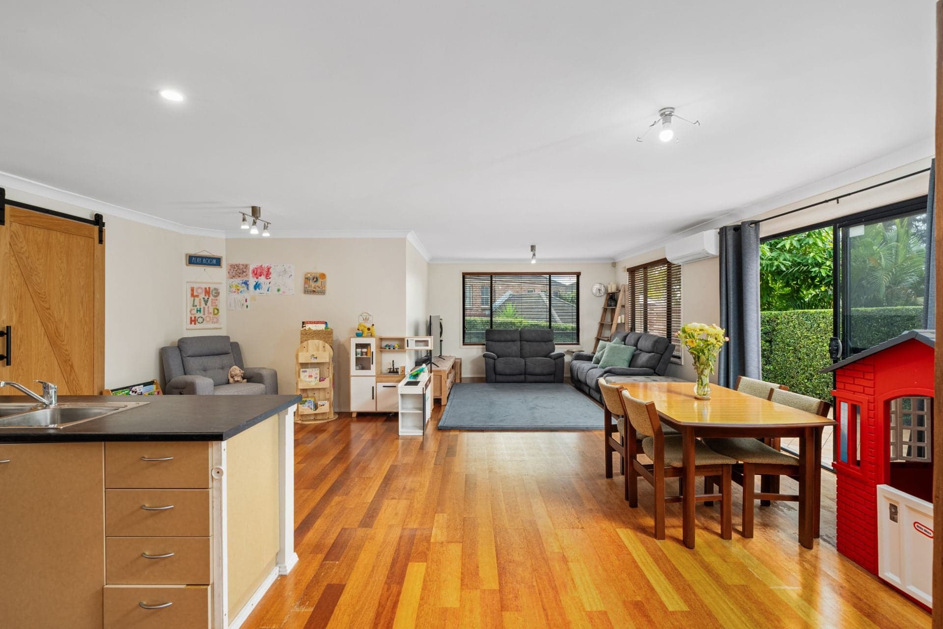 7 Burnie Place, Mardi, Mardi - Thumbnail 4