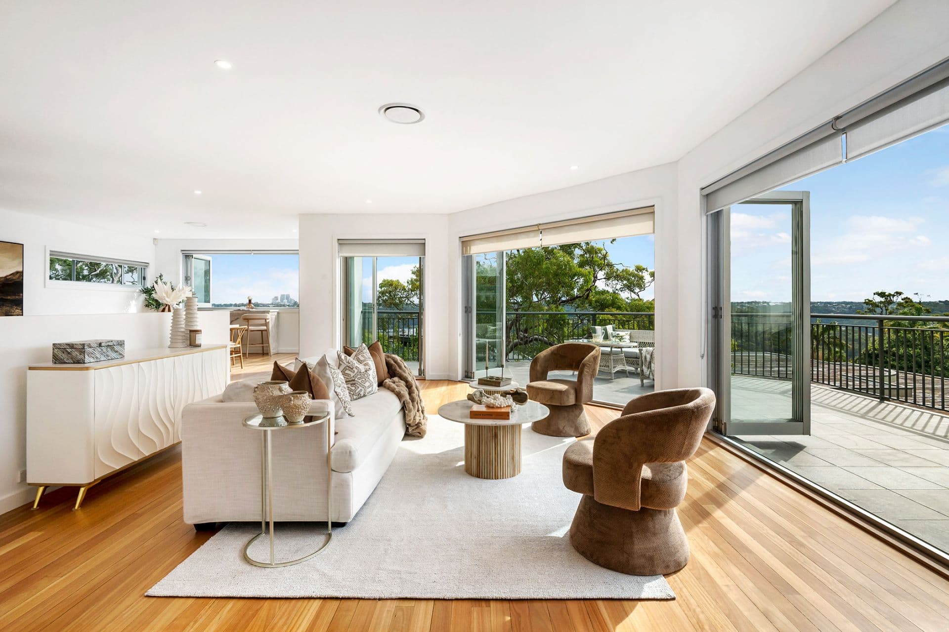 20 Castle Circuit, Seaforth, Seaforth - Thumbnail 2