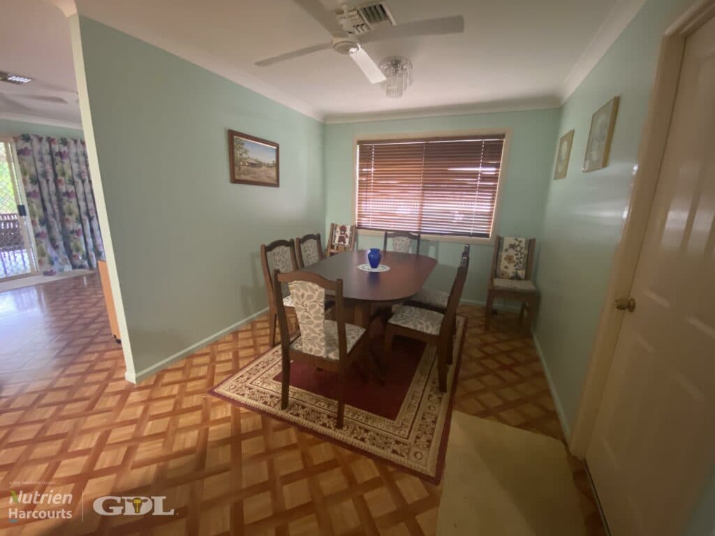 75 Eleanor Street, MILES QLD 4415, Miles - Thumbnail 3