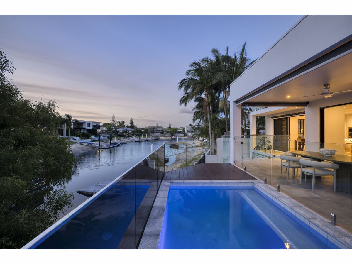 1/12 Sheridan Park Avenue, Broadbeach Waters QLD 4218, Broadbeach Waters - Thumbnail 5