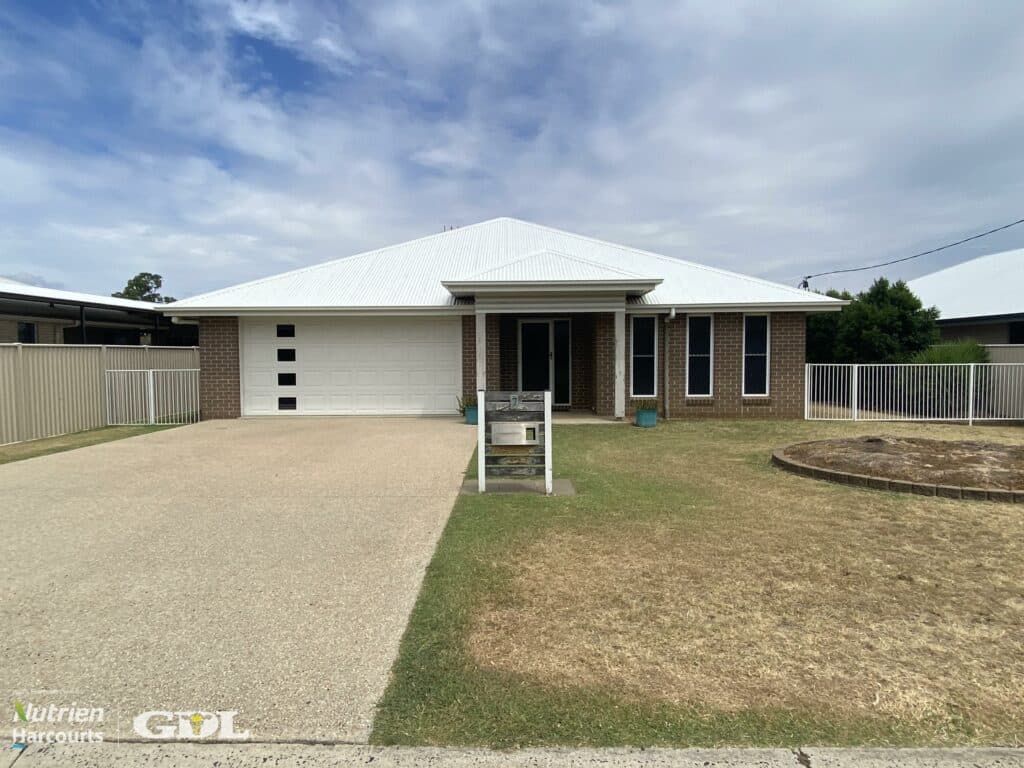 7 Bishop Drive, MILES QLD 4415, Miles - Image 1