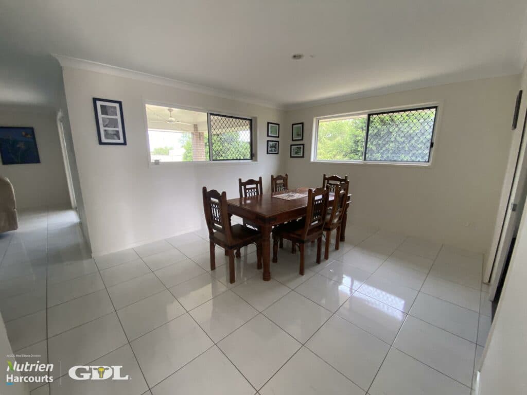 7 Bishop Drive, MILES QLD 4415, Miles - Thumbnail 7