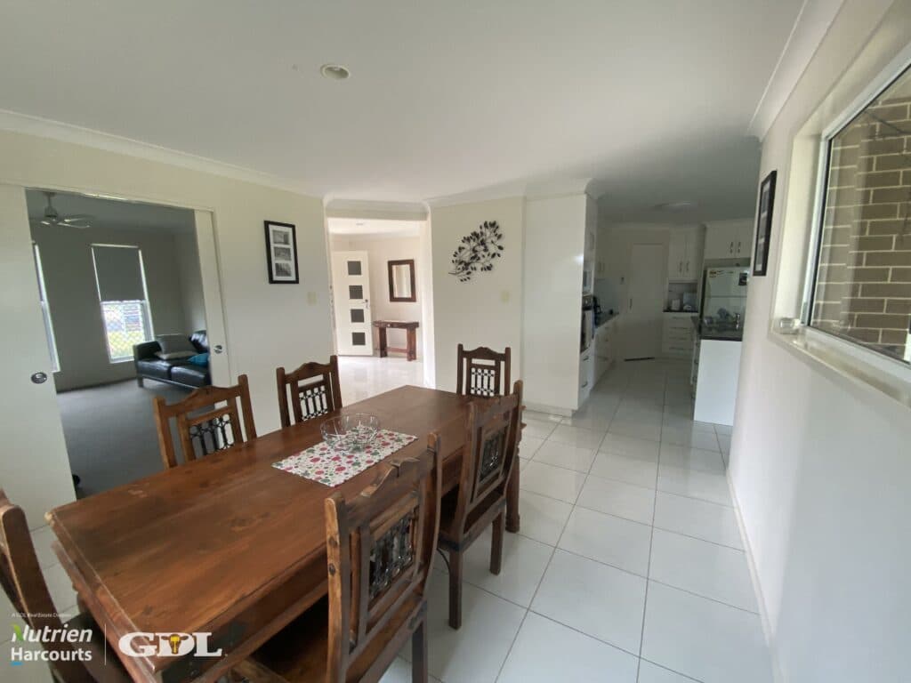7 Bishop Drive, MILES QLD 4415, Miles - Thumbnail 8